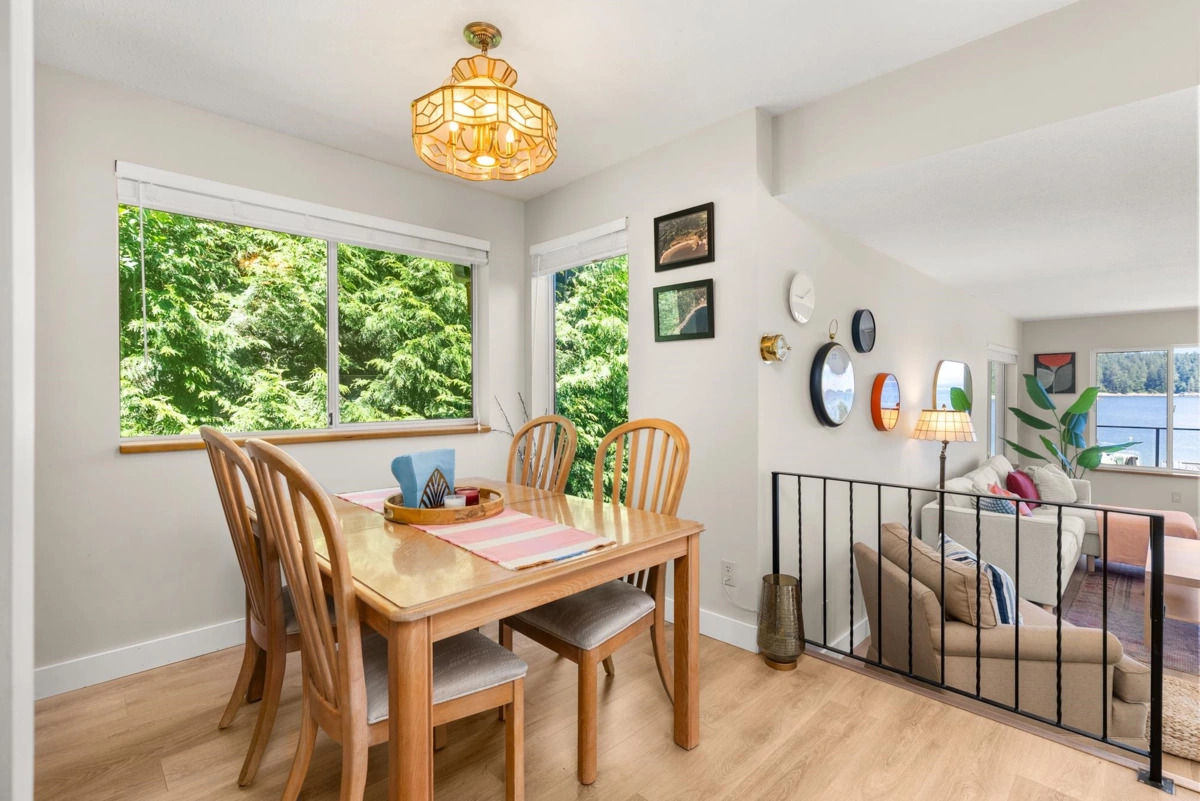 Bedroom 4 Photo of 7653 Redrooffs Road, Halfmoon Bay, BC