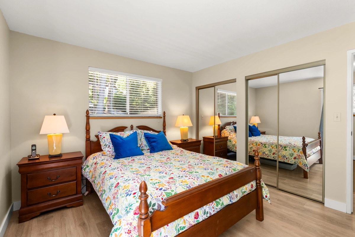 Office / Den Photo of 7653 Redrooffs Road, Halfmoon Bay, BC