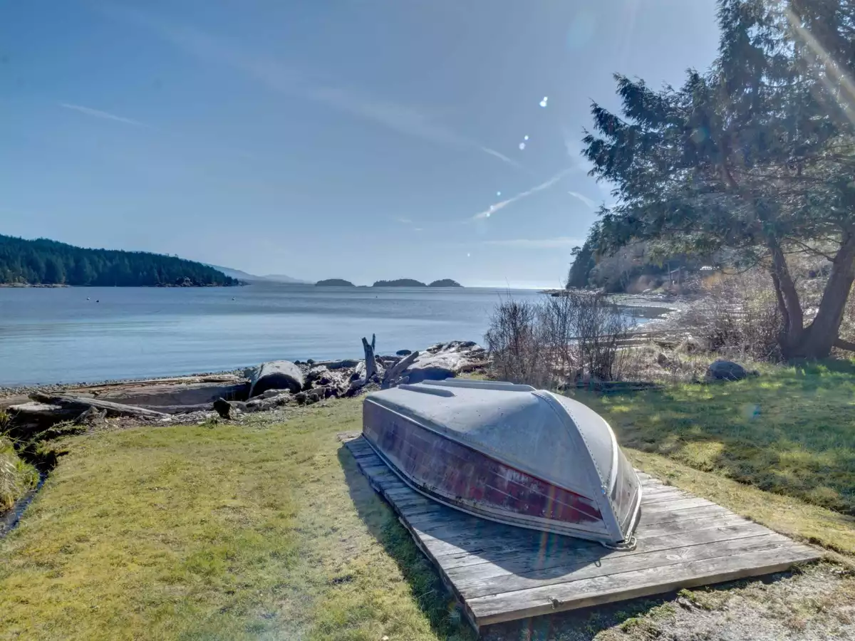 Staircase Photo of 7653 Redrooffs Road, Halfmoon Bay, BC