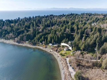Hot Tub / Spa Photo of 7653 Redrooffs Road, Halfmoon Bay, BC