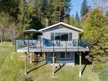 Outdoor Patio Photo of 7653 Redrooffs Road, Halfmoon Bay, BC