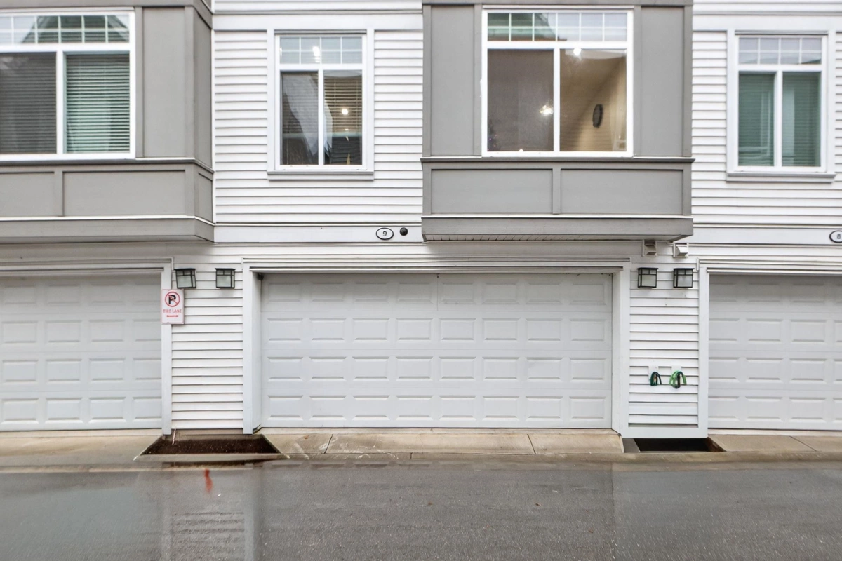 Backyard Photo of 9 11267 133 Street, Surrey, BC