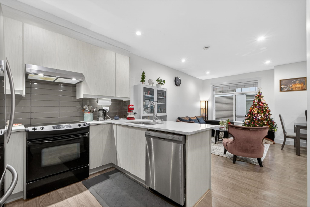 Bedroom 4 Photo of 9 11267 133 Street, Surrey, BC