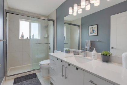 Breakfast Nook Photo of 9024 123a Street, Surrey, BC