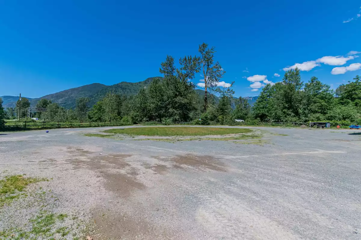 Mudroom Photo of 58465 Laidlaw Road, Laidlaw, BC