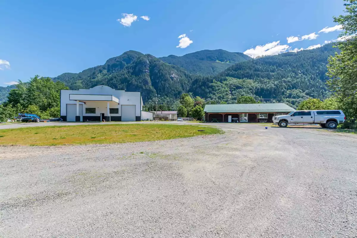 Staircase Photo of 58465 Laidlaw Road, Laidlaw, BC