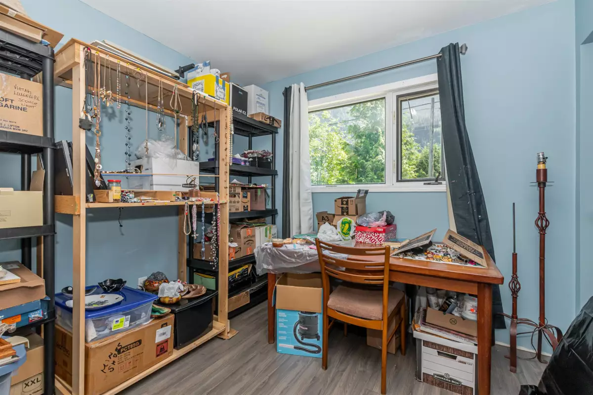 Walk-In Closet Photo of 58465 Laidlaw Road, Laidlaw, BC