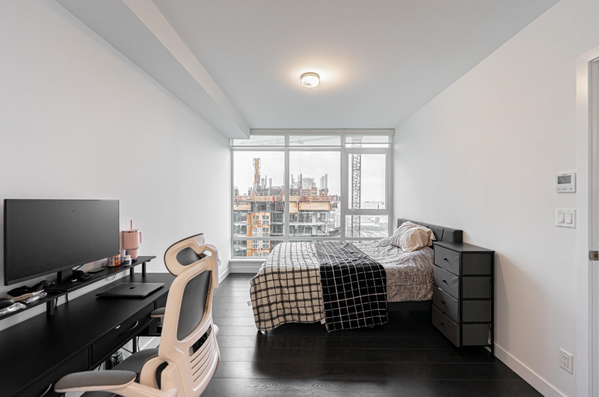 Bedroom 4 Photo of 3406 2085 Skyline Court, Burnaby, BC