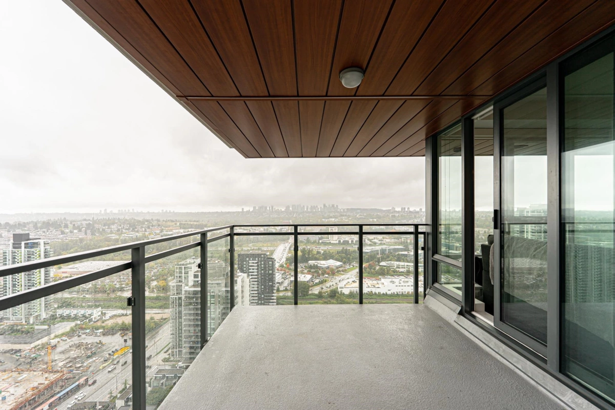 Hallway Photo of 3406 2085 Skyline Court, Burnaby, BC