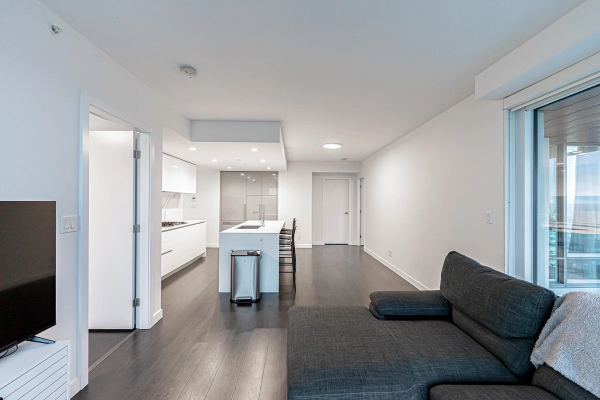 Kitchen Island Photo of 3406 2085 Skyline Court, Burnaby, BC