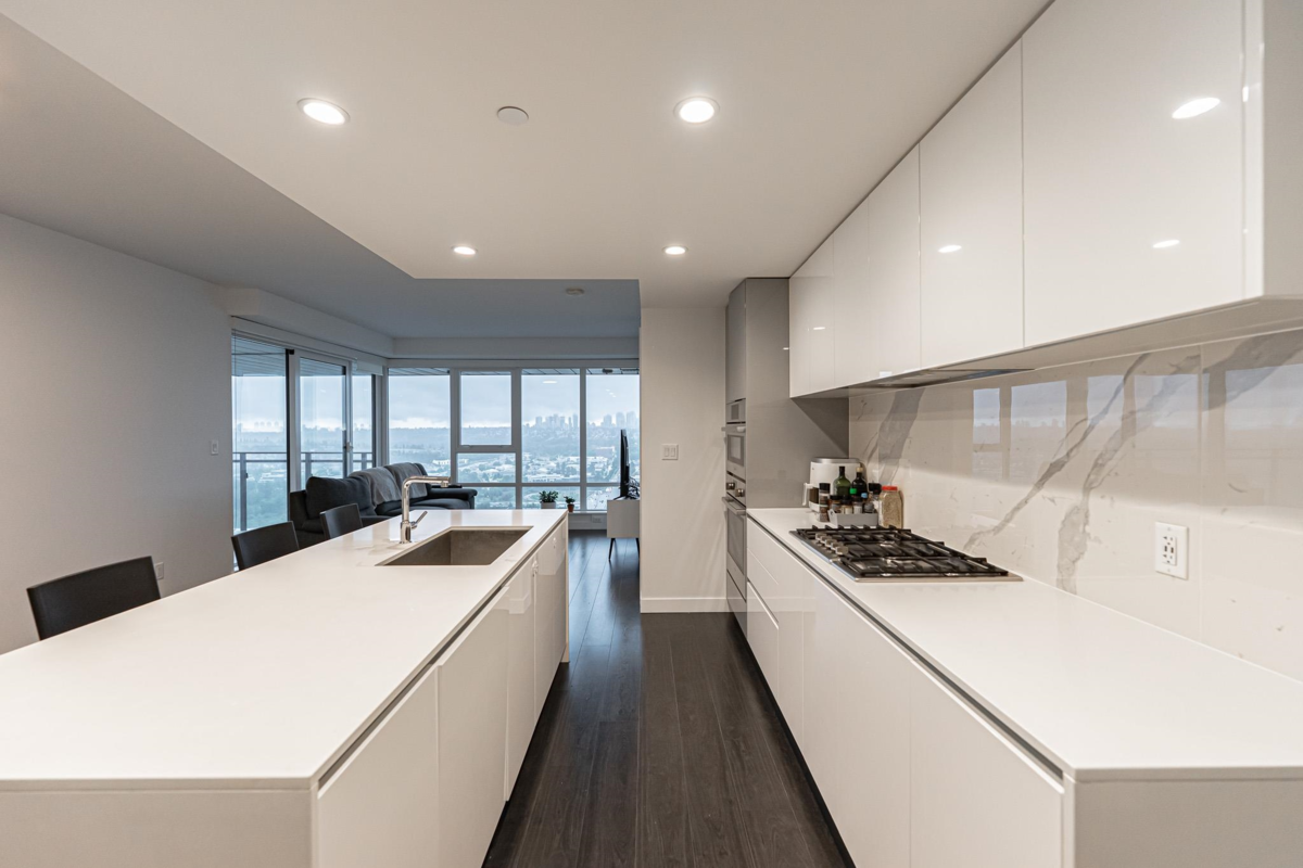 Living Room Photo of 3406 2085 Skyline Court, Burnaby, BC