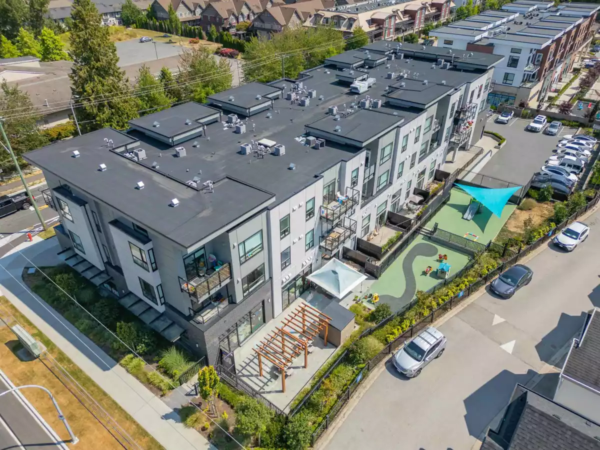 Backyard Photo of 212 14818 60 Avenue, Surrey, BC