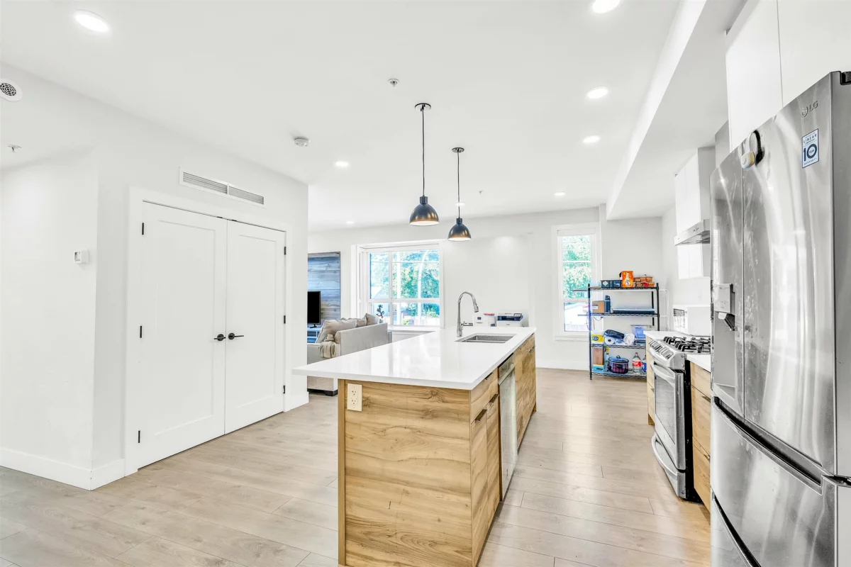 Mudroom Photo of 212 14818 60 Avenue, Surrey, BC