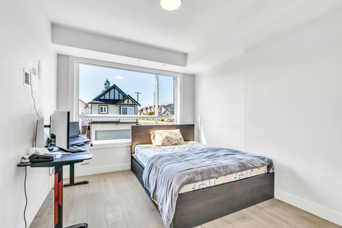 Office / Den Photo of 212 14818 60 Avenue, Surrey, BC