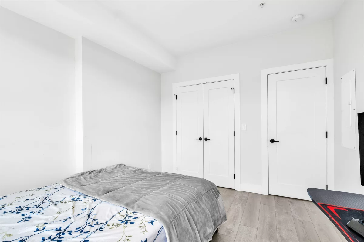 Walk-In Closet Photo of 212 14818 60 Avenue, Surrey, BC