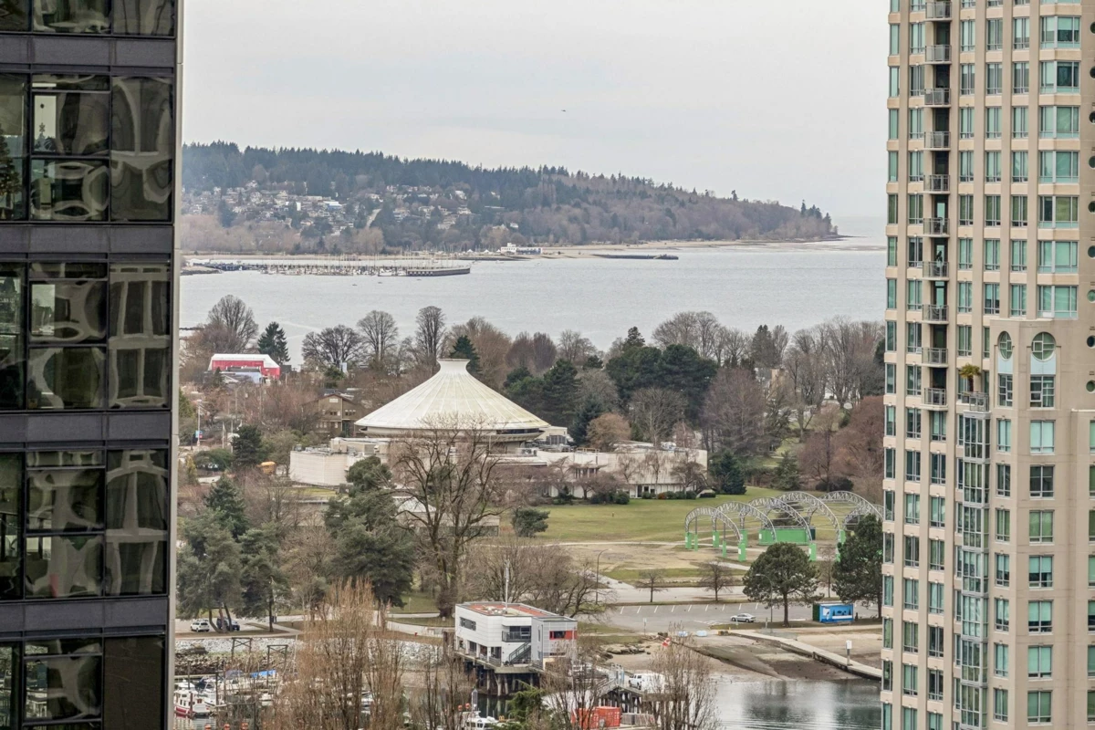 Family Room Photo of 1801 1335 Howe Street, Vancouver, BC