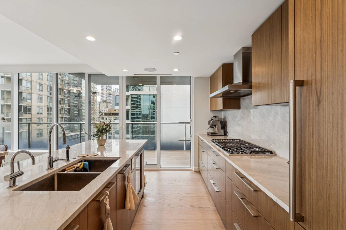 Primary Bathroom Photo of 1801 1335 Howe Street, Vancouver, BC