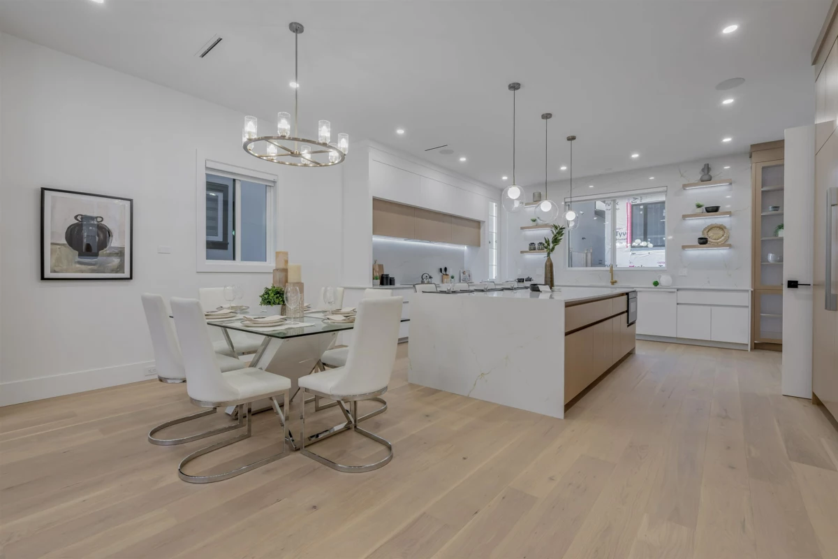 Family Room Photo of 16647 18 Avenue, Surrey, BC