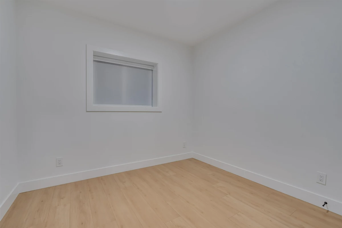 Fitness Center Photo Near 16647 18 Avenue, Surrey, BC