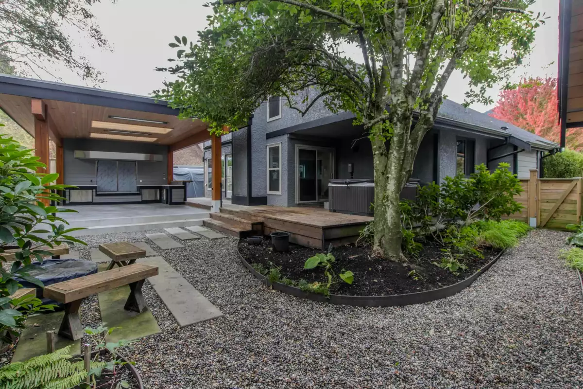 Living Room Photo of 41281 Meadow Avenue, Squamish, BC