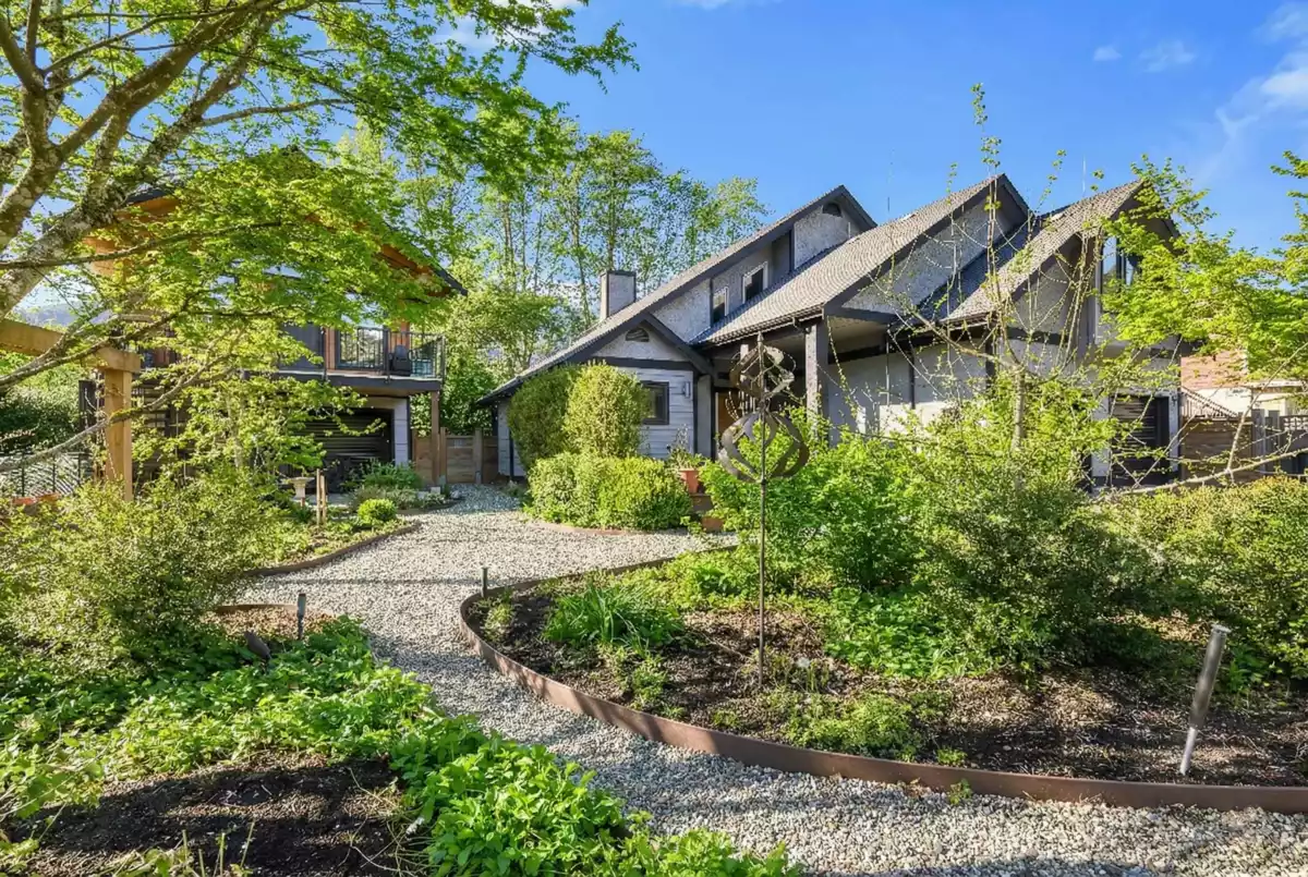 Street View Photo of 41281 Meadow Avenue, Squamish, BC