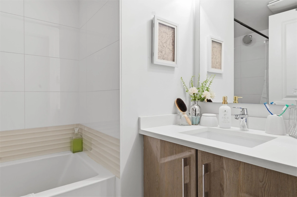 Powder Room Photo of 63 20857 77a Avenue, Langley, BC