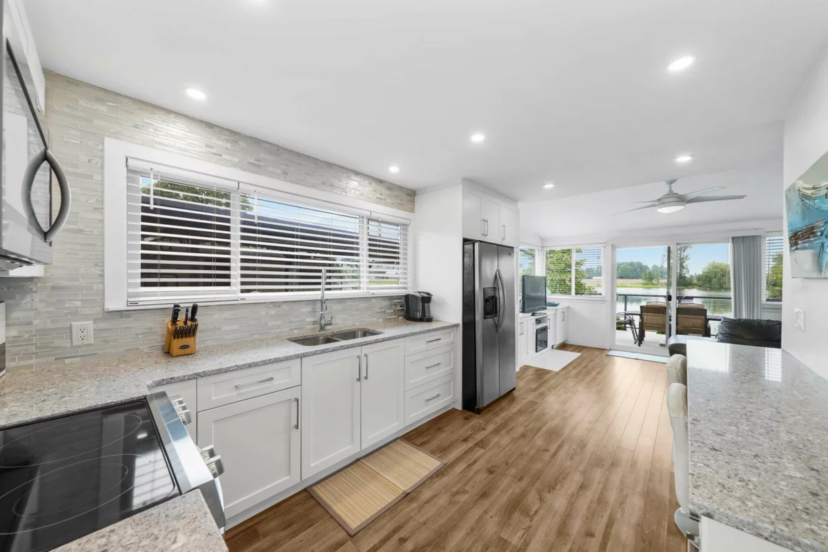 Breakfast Nook Photo of 149/152 8400 Shook Road, Mission, BC