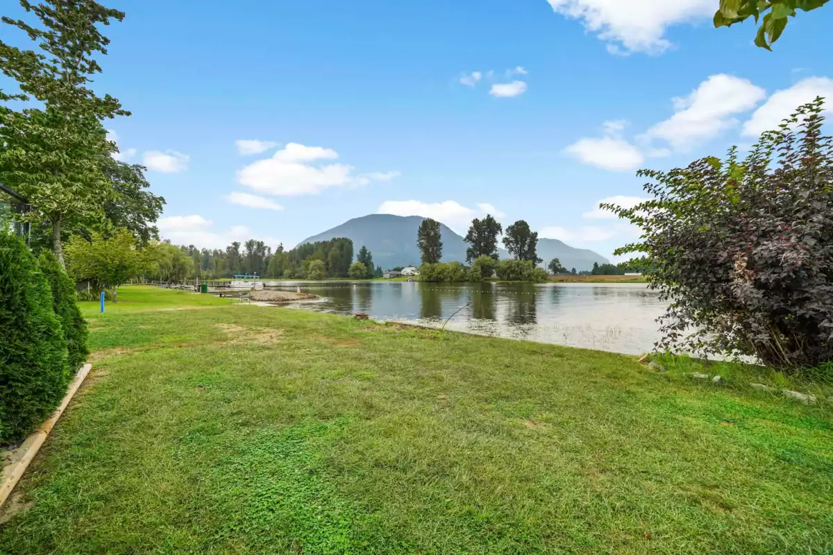Mudroom Photo of 149/152 8400 Shook Road, Mission, BC