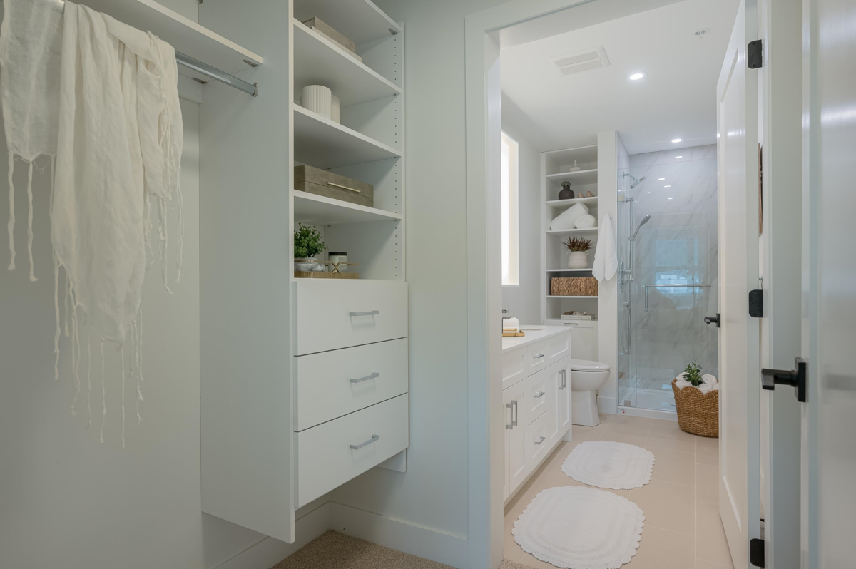 Bedroom 2 Photo of 211 46187 Thomas Road, Chilliwack, BC