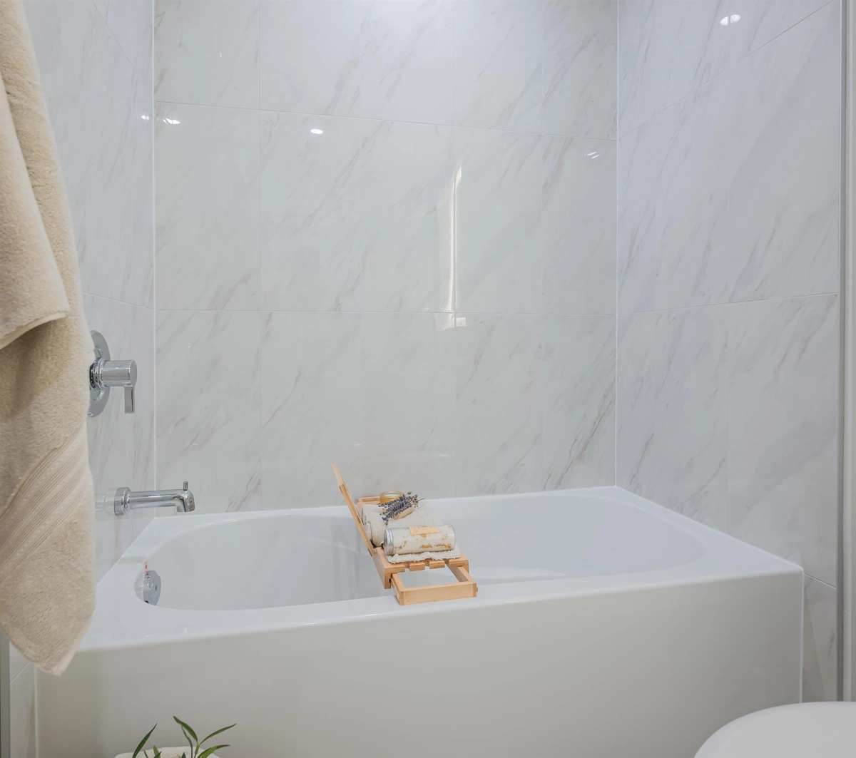 Powder Room Photo of 211 46187 Thomas Road, Chilliwack, BC