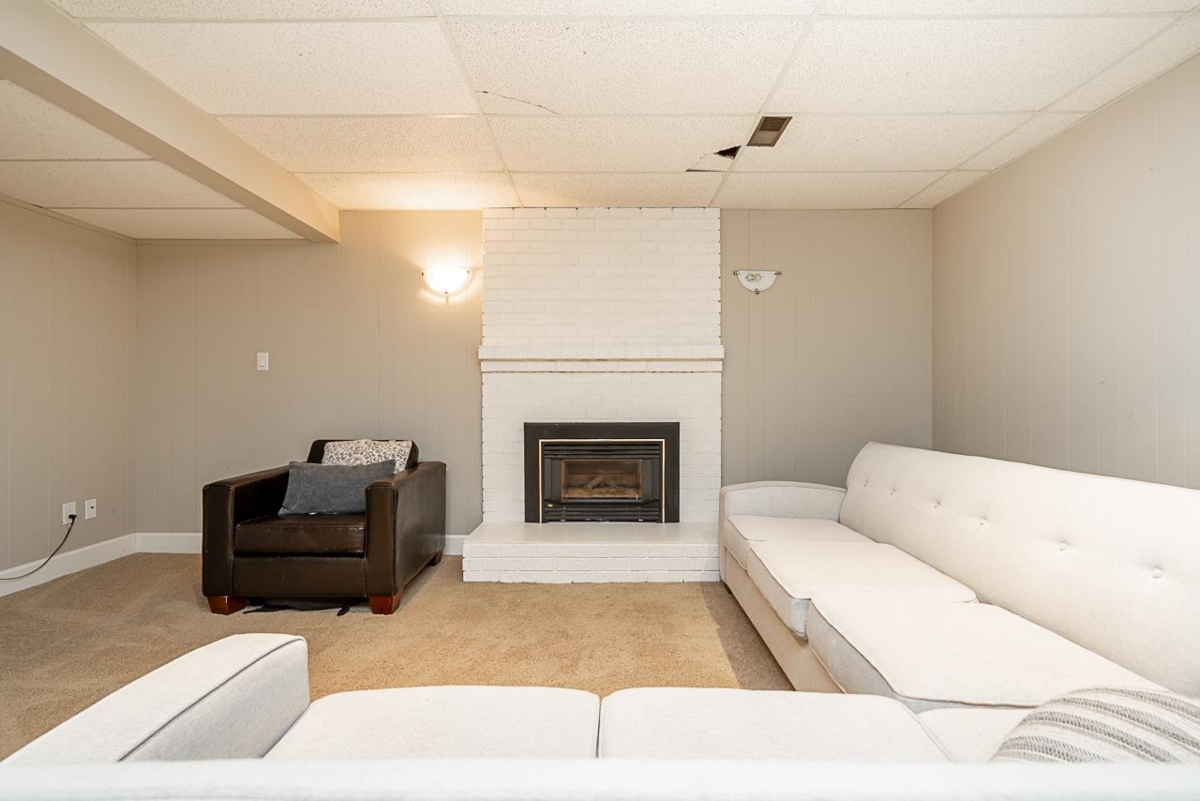 Garage Interior Photo of 2942 Palm Crescent, Abbotsford, BC