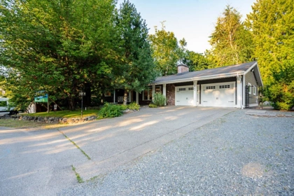 Front exterior of 2942 Palm Crescent, Abbotsford, BC