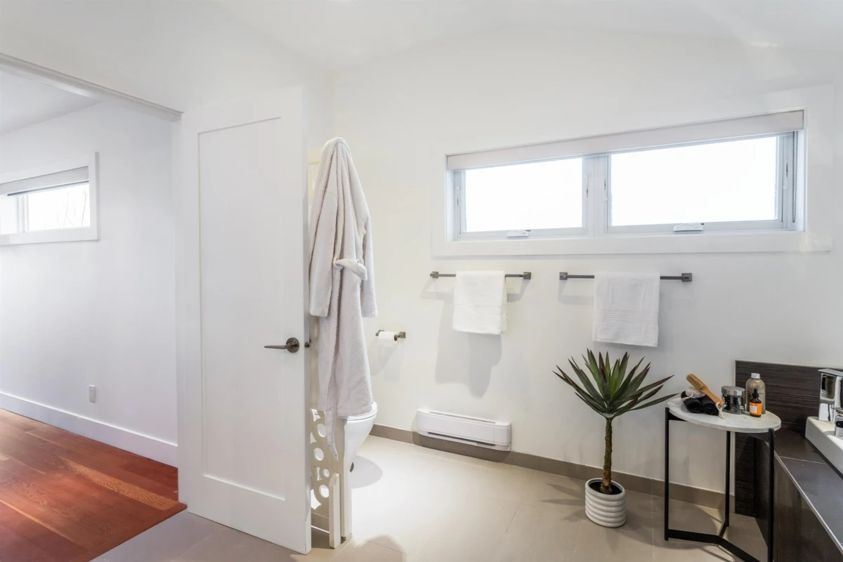 Garage Interior Photo of 4850 Eton Street, Burnaby, BC