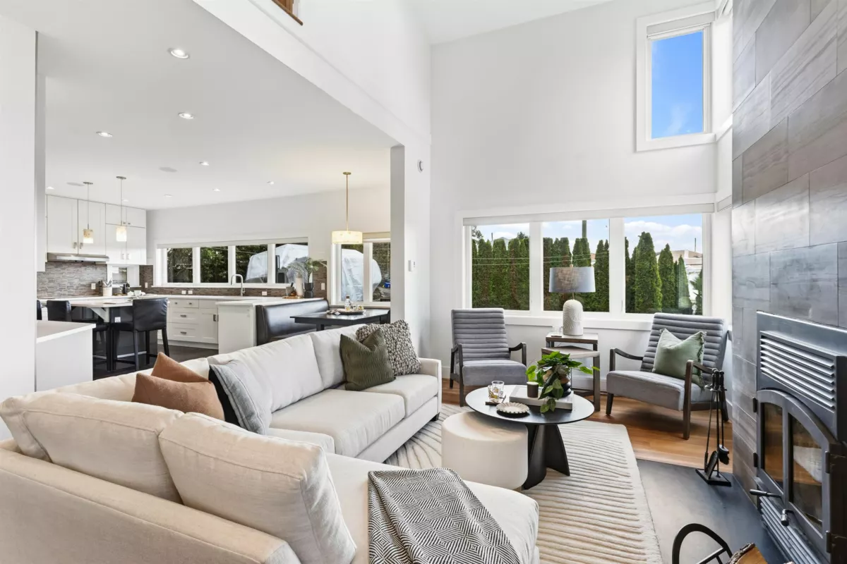 Kitchen Island Photo of 4850 Eton Street, Burnaby, BC