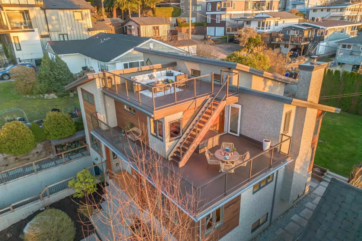 Living Room Photo of 4850 Eton Street, Burnaby, BC