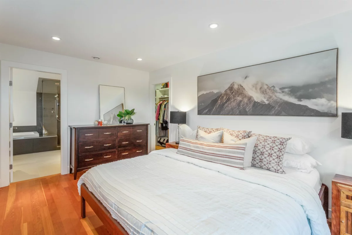 Mudroom Photo of 4850 Eton Street, Burnaby, BC