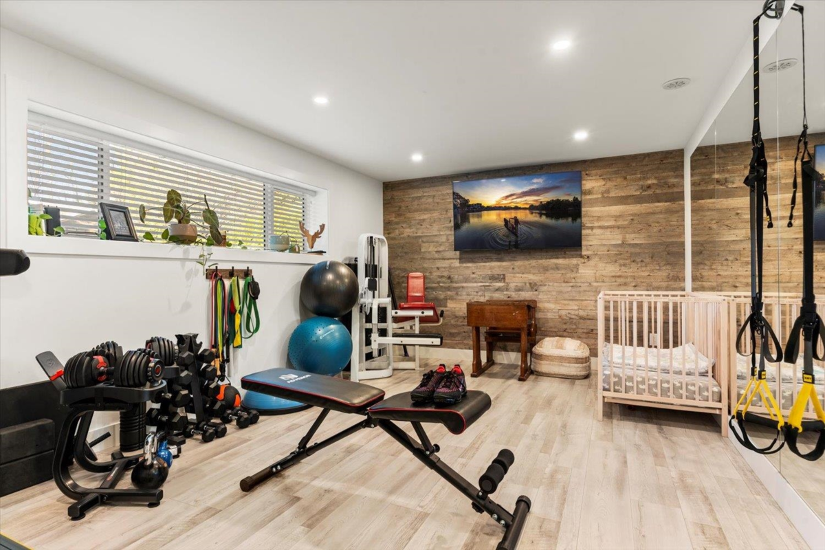 Loft / Bonus Room Photo of 540 Naismith Avenue, Harrison Hot Springs, BC