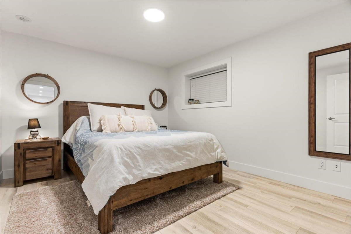 Office / Den Photo of 540 Naismith Avenue, Harrison Hot Springs, BC