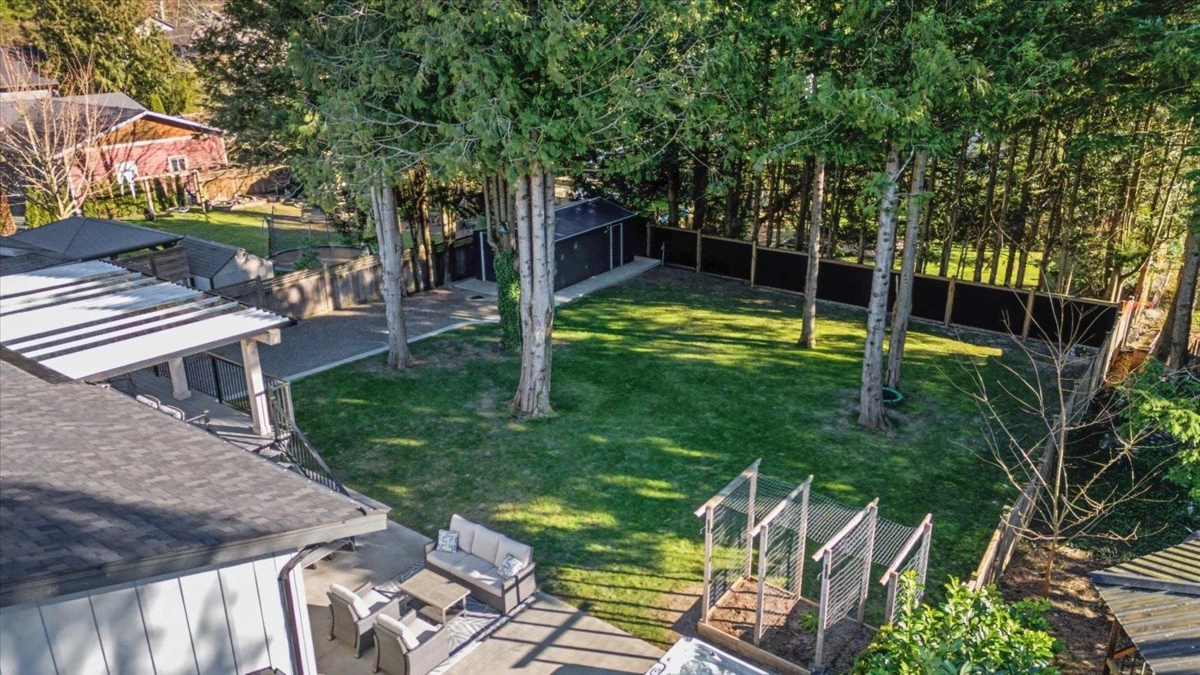 Outdoor Deck Photo of 540 Naismith Avenue, Harrison Hot Springs, BC