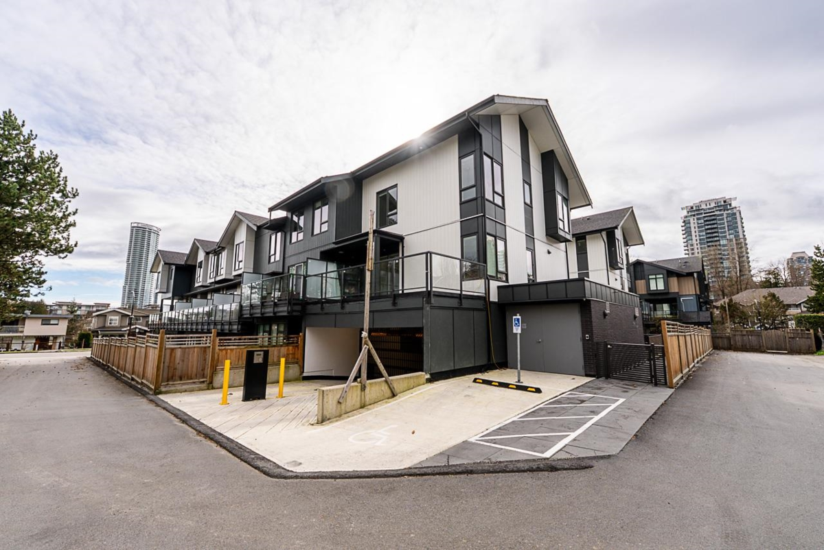 Backyard Photo of 203 7161 17th Avenue, Burnaby, BC