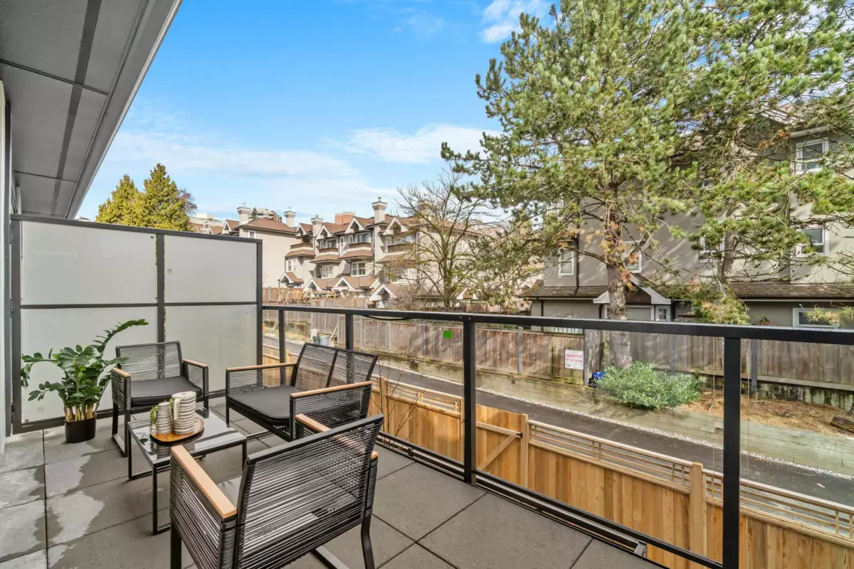 Walk-In Closet Photo of 203 7161 17th Avenue, Burnaby, BC