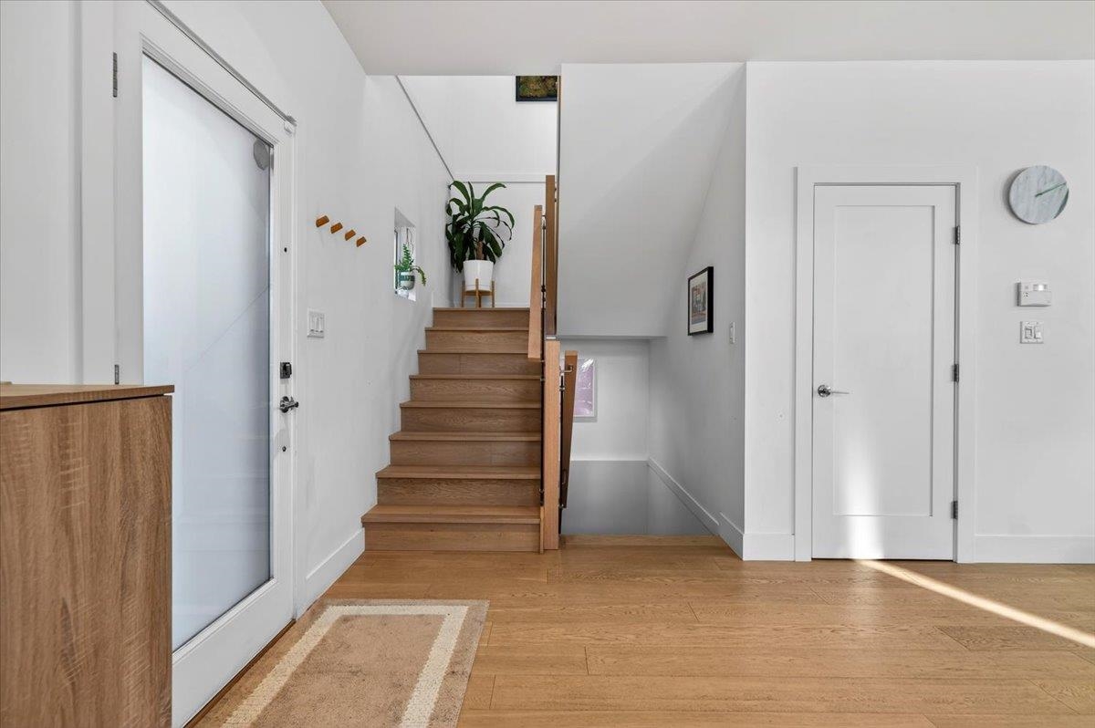 Exterior Rear Photo of 2 252 E 19th Street, North Vancouver, BC