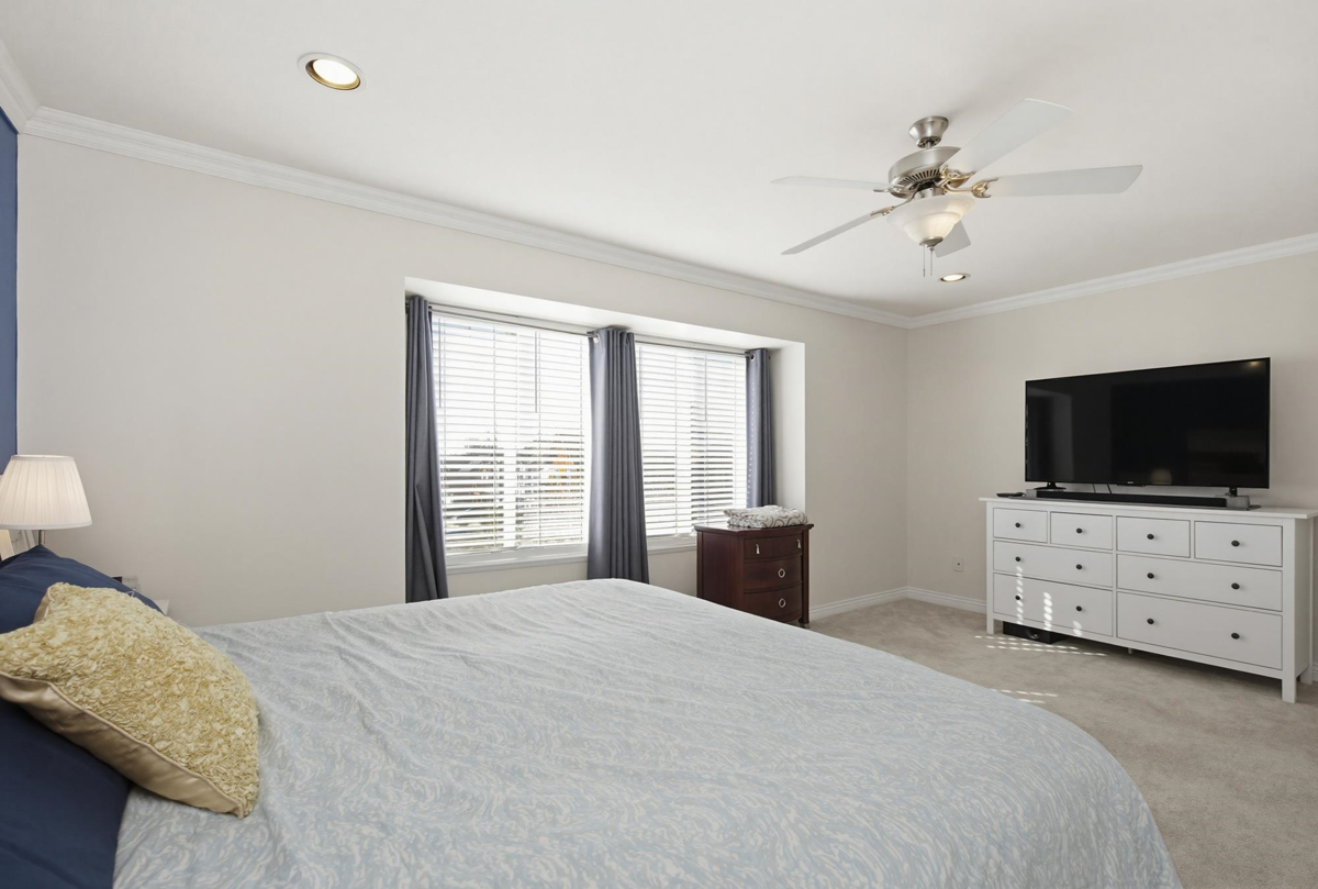 Entry Foyer Photo of 8052 Topper Drive, Mission, BC