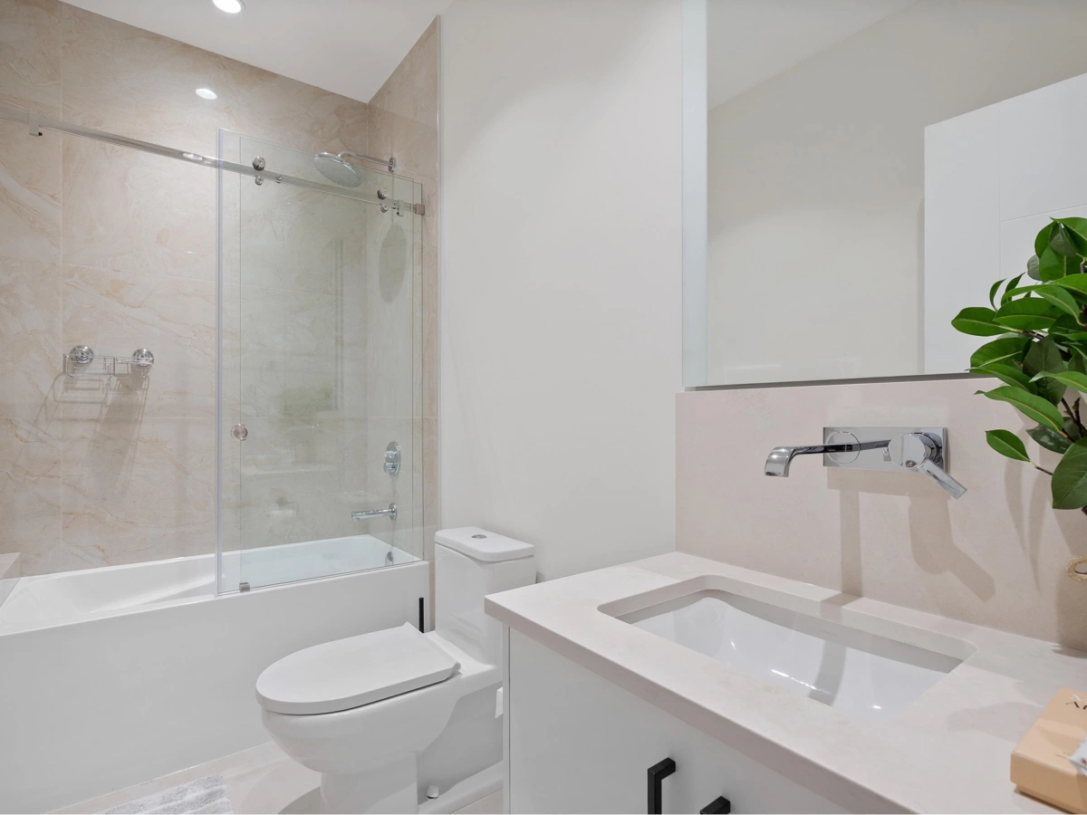 Garage Interior Photo of 1295 Duchess Avenue, West Vancouver, BC