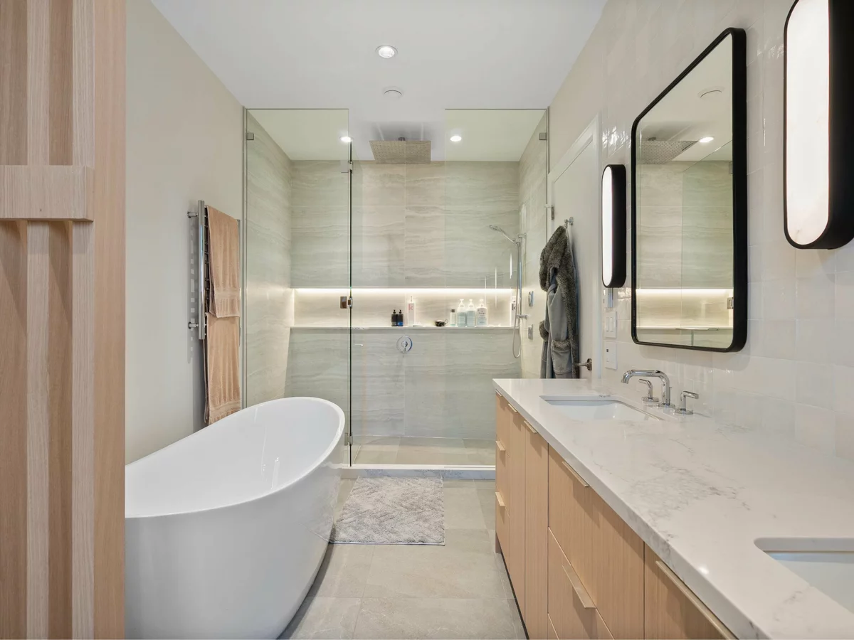 Mudroom Photo of 1295 Duchess Avenue, West Vancouver, BC