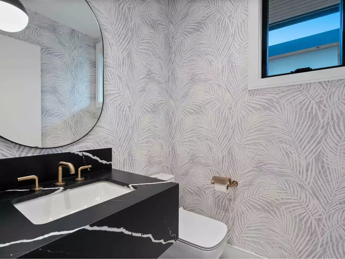 Powder Room Photo of 1295 Duchess Avenue, West Vancouver, BC