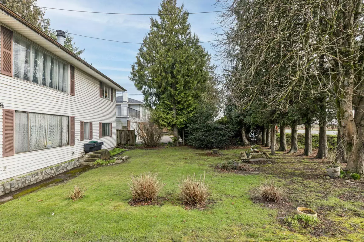 Living Room Photo of 17311 Westminster Highway, Richmond, BC