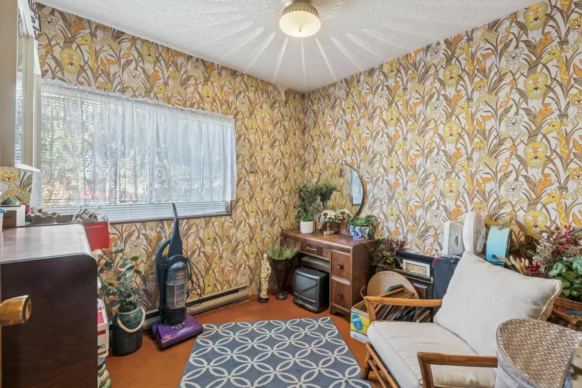 Office / Den Photo of 17311 Westminster Highway, Richmond, BC