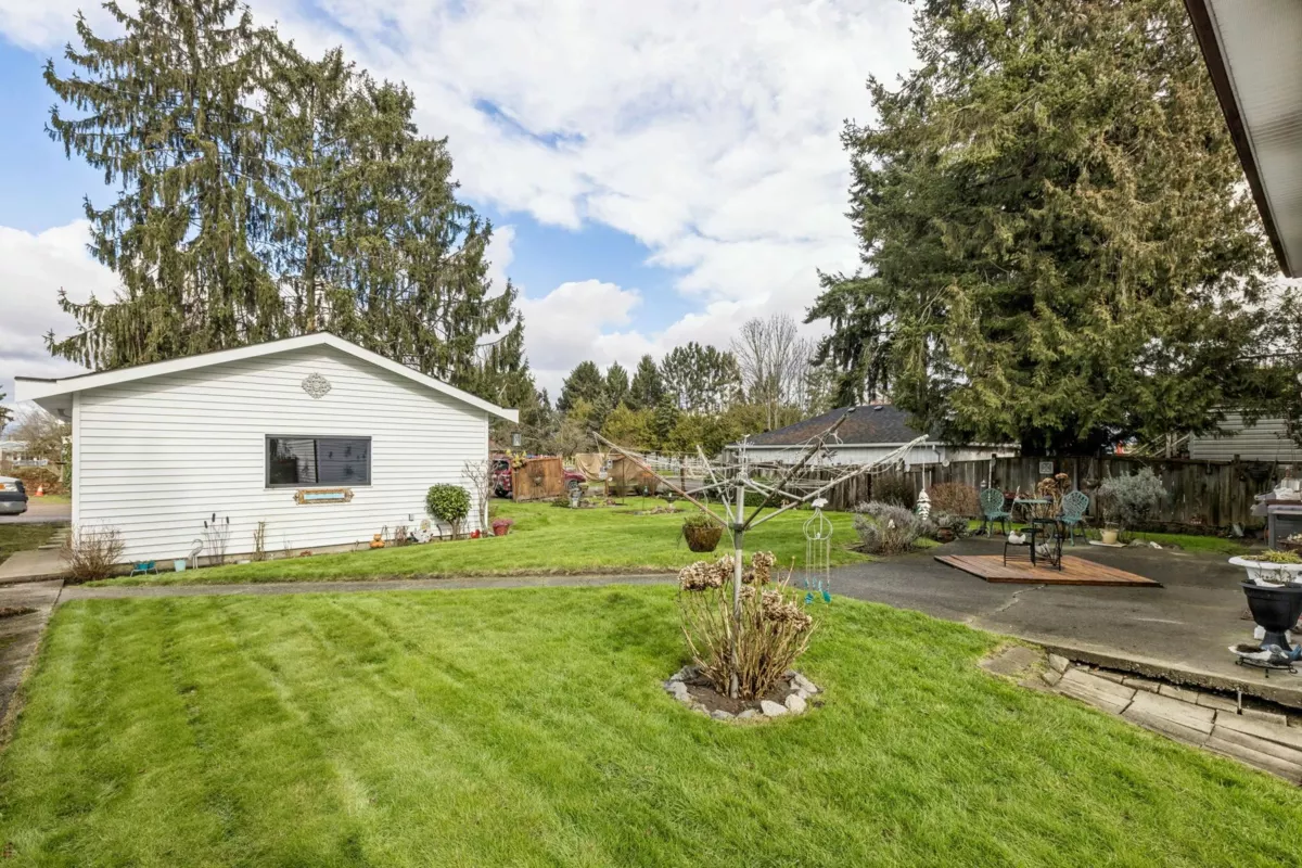 Outdoor Deck Photo of 17311 Westminster Highway, Richmond, BC