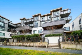 110 707 E 3rd Street, North Vancouver, BC